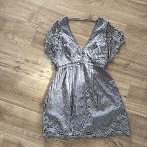 Grey low plunge lave dress women’s small
